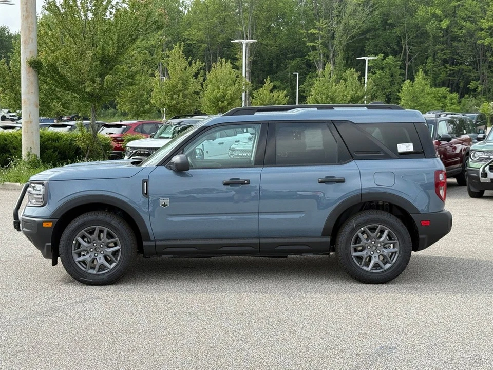 2025 Ford Bronco 6th Gen - Image 2 of 21
