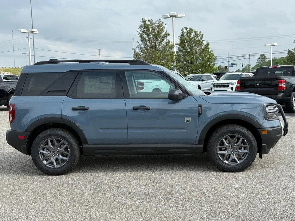 2025 Ford Bronco 6th Gen - Image 7 of 12