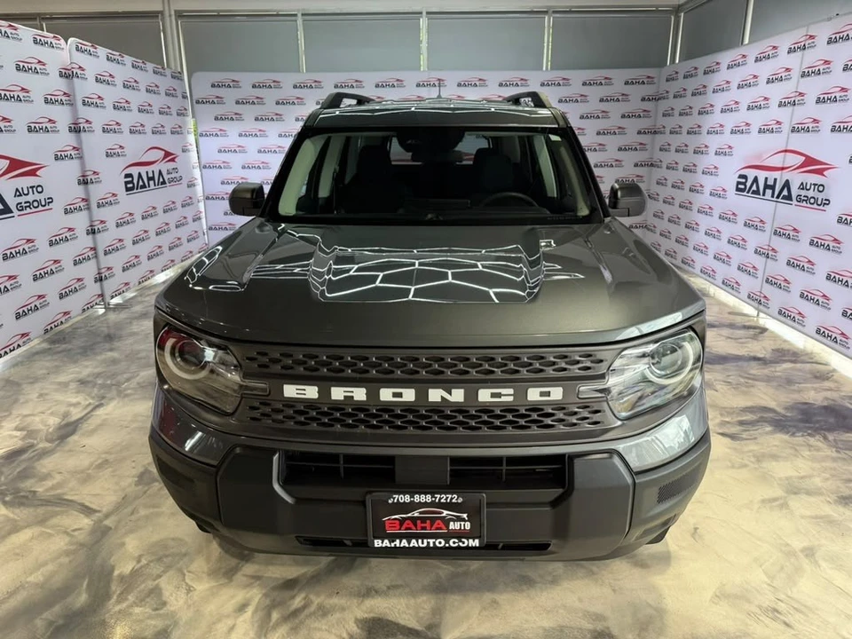 2025 Ford Bronco 6th Gen - Image 5 of 31