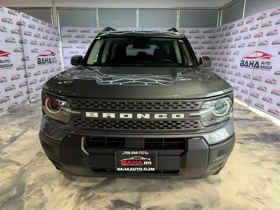 2025 Ford Bronco 6th Gen - Image 4 of 31