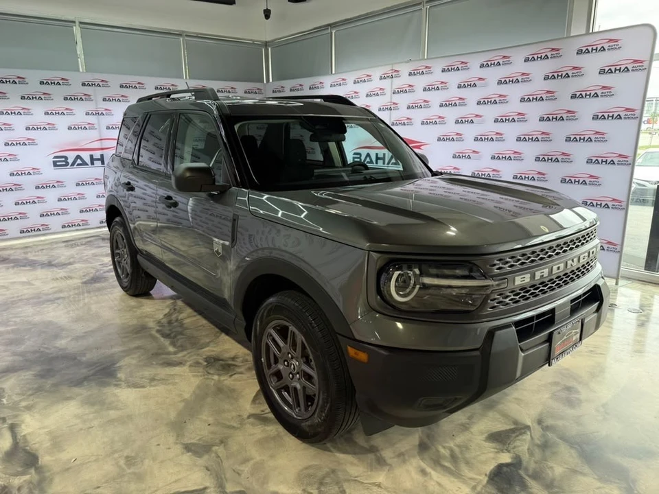 2025 Ford Bronco 6th Gen - Image 6 of 31