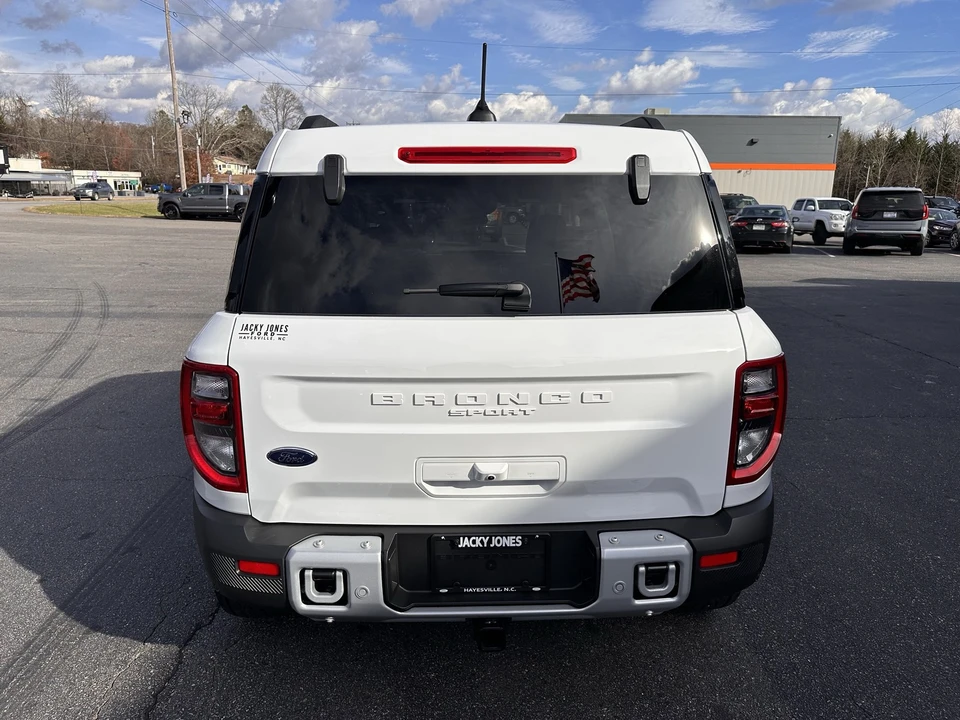 2025 Ford Bronco 6th Gen - Image 7 of 12