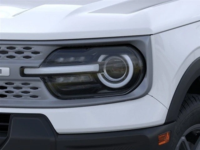 2025 Ford Bronco 6th Gen - Image 18 of 21