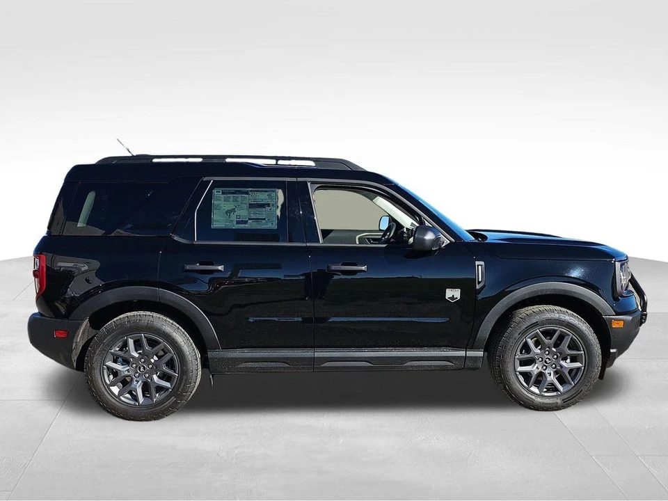 2025 Ford Bronco 6th Gen - Image 12 of 21