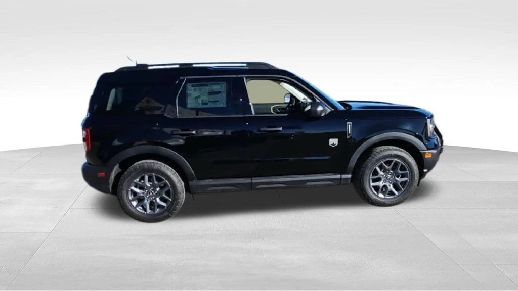 2025 Ford Bronco 6th Gen - Image 9 of 21