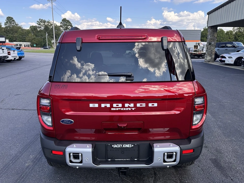 2025 Ford Bronco 6th Gen - Image 7 of 21