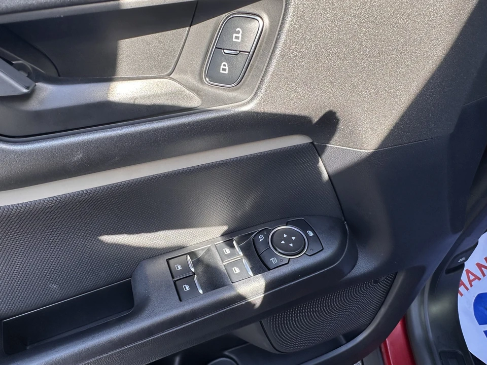 2025 Ford Bronco 6th Gen - Image 18 of 21
