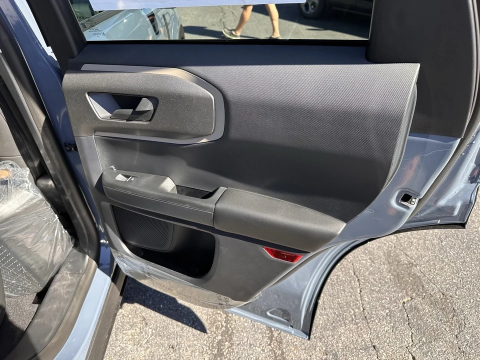 2025 Ford Bronco 6th Gen - Image 15 of 21