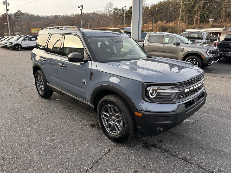 2025 Ford Bronco 6th Gen - Image 4 of 21