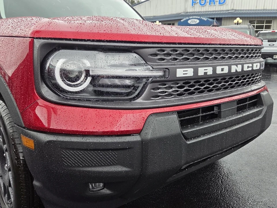 2025 Ford Bronco 6th Gen - Image 4 of 21
