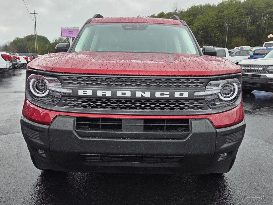 2025 Ford Bronco 6th Gen - Image 18 of 21