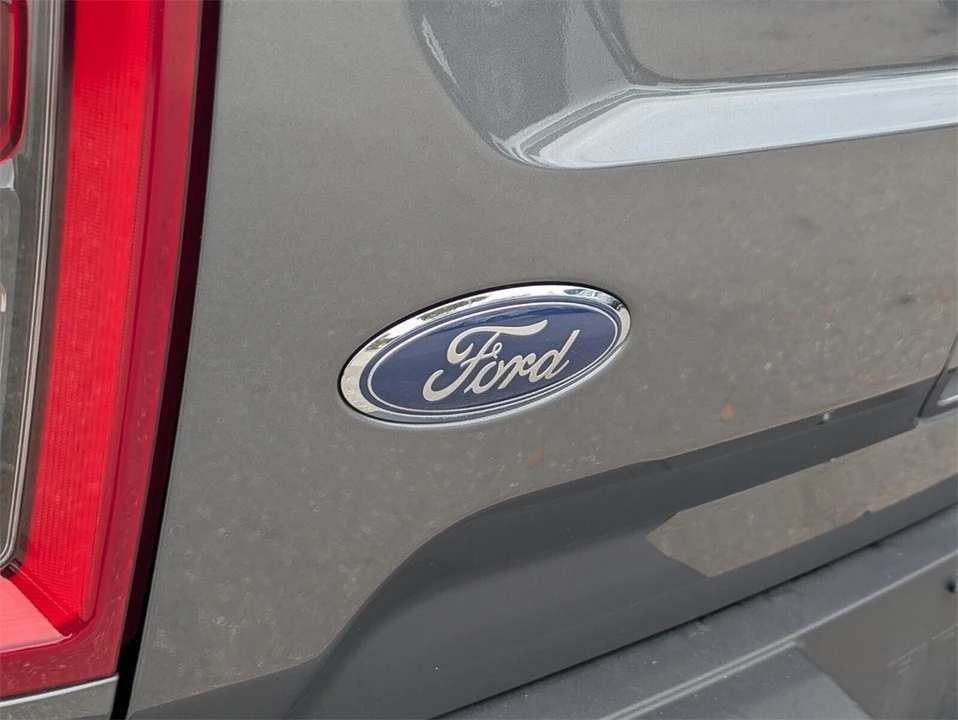 2025 Ford Bronco 6th Gen - Image 16 of 21