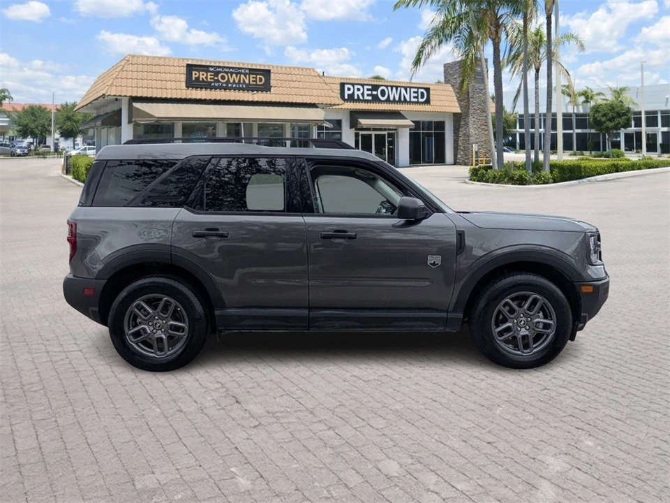2025 Ford Bronco 6th Gen - Image 8 of 12