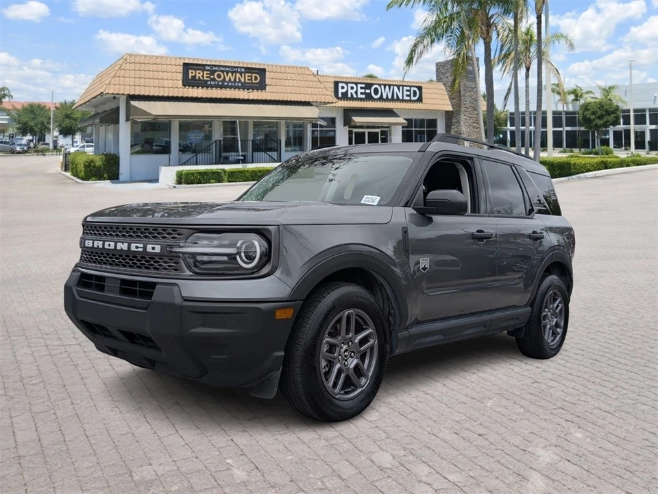 2025 Ford Bronco 6th Gen - Image 3 of 12