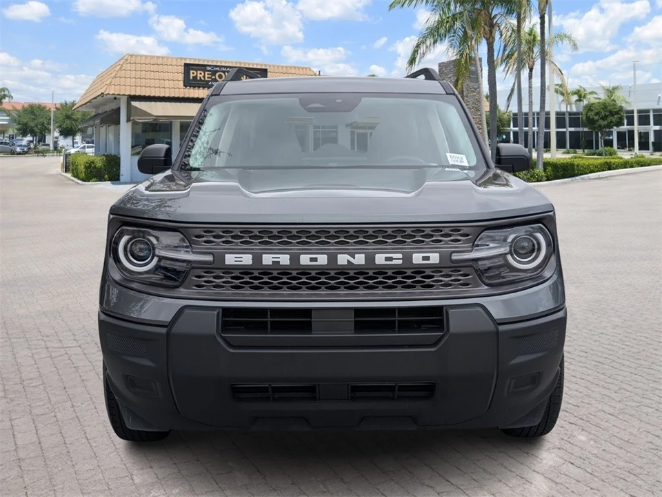2025 Ford Bronco 6th Gen - Image 2 of 12