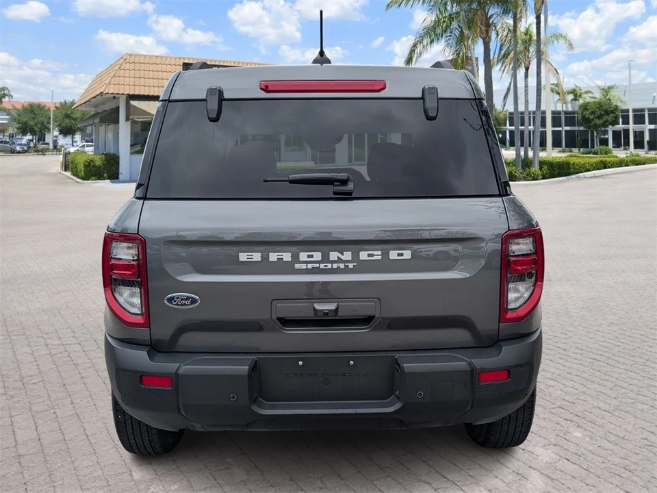 2025 Ford Bronco 6th Gen - Image 6 of 12
