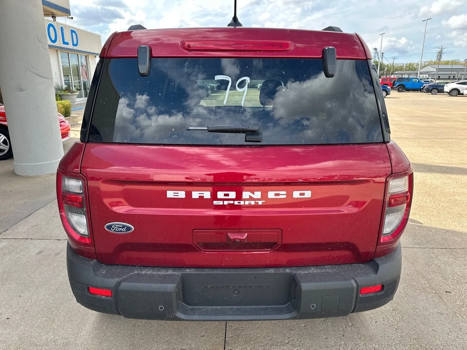 2025 Ford Bronco 6th Gen - Image 9 of 21