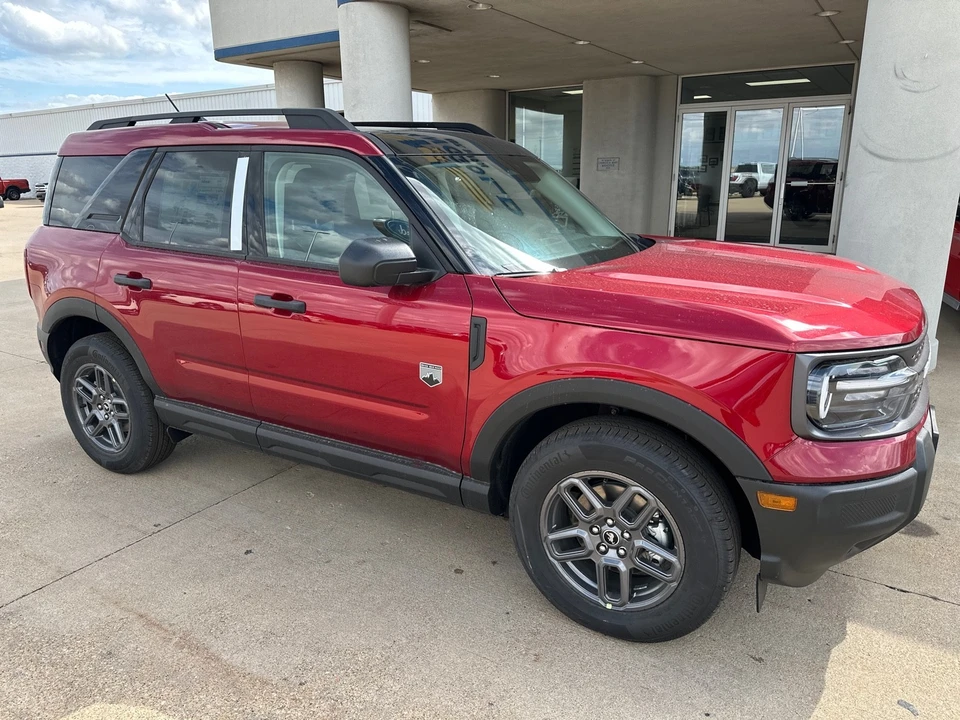 2025 Ford Bronco 6th Gen - Image 3 of 30