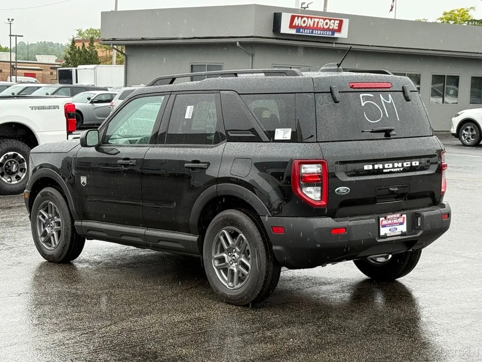 2025 Ford Bronco 6th Gen - Image 3 of 12