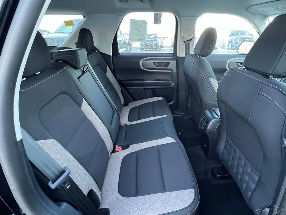 2025 Ford Bronco 6th Gen - Image 18 of 21