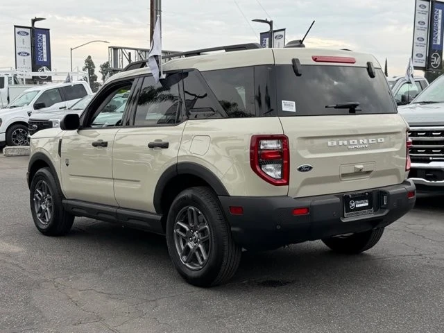2025 Ford Bronco 6th Gen - Image 9 of 12