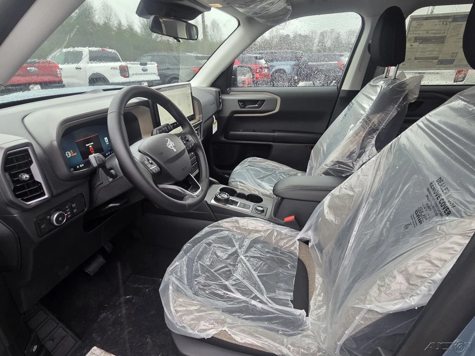 2025 Ford Bronco 6th Gen - Image 7 of 21
