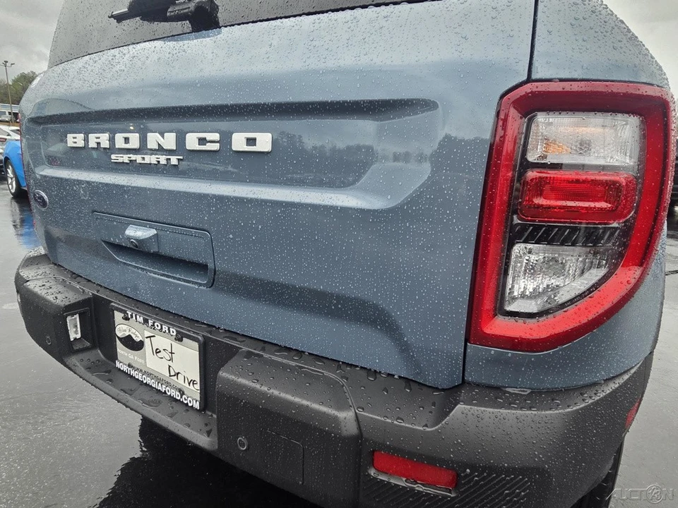 2025 Ford Bronco 6th Gen - Image 10 of 21