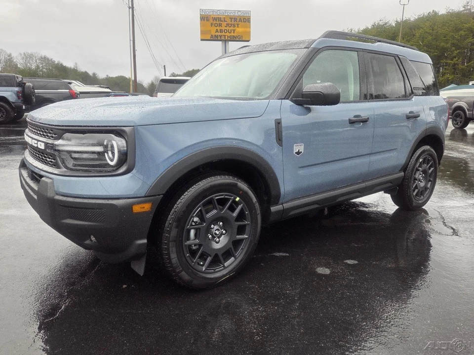 2025 Ford Bronco 6th Gen - Image 3 of 21