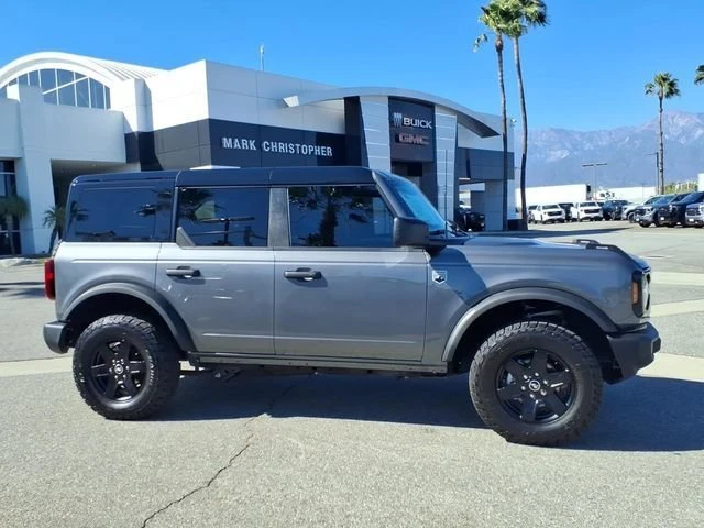 2025 Ford Bronco 6th Gen - Image 3 of 12