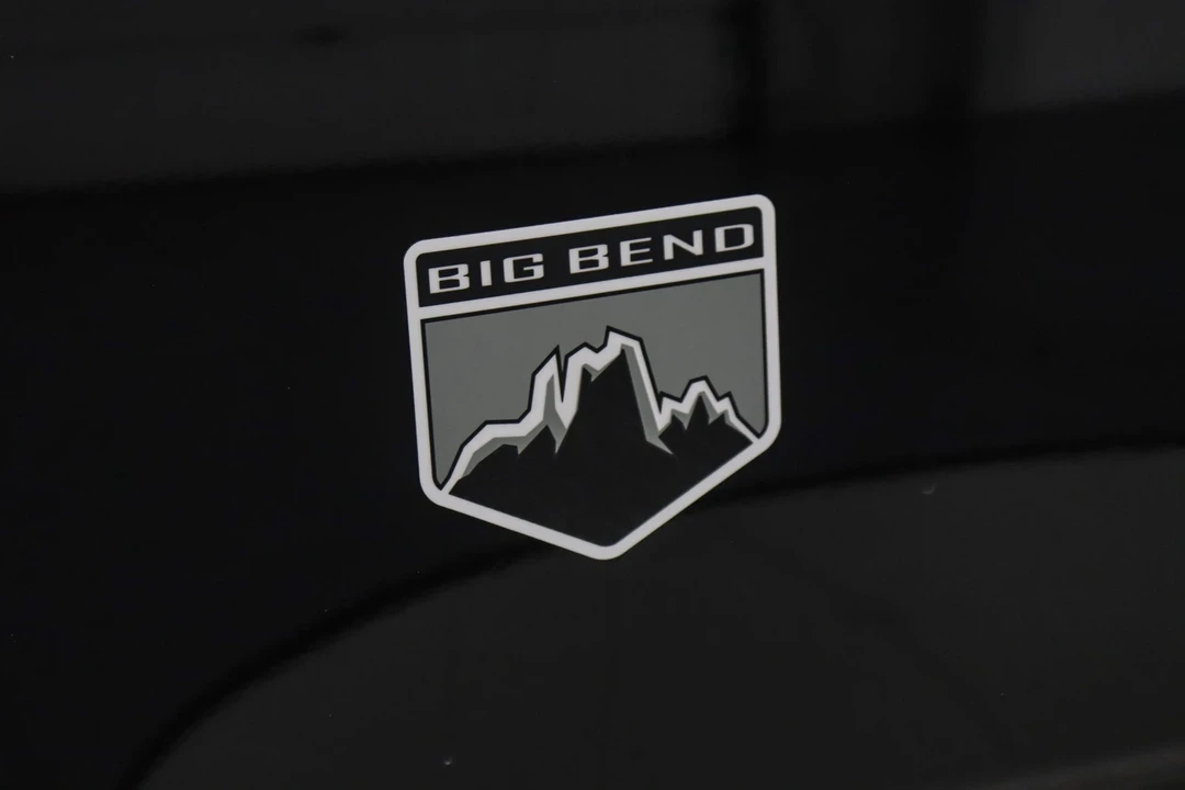 2025 Ford Bronco 6th Gen - Image 12 of 21