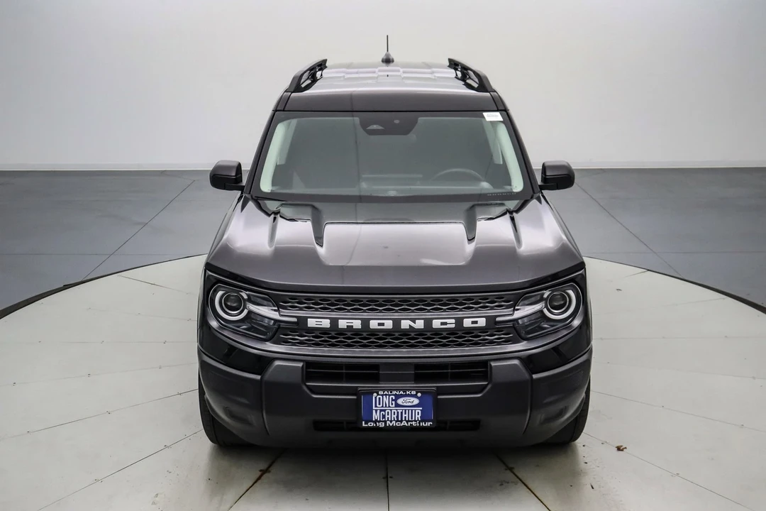 2025 Ford Bronco 6th Gen - Image 10 of 21