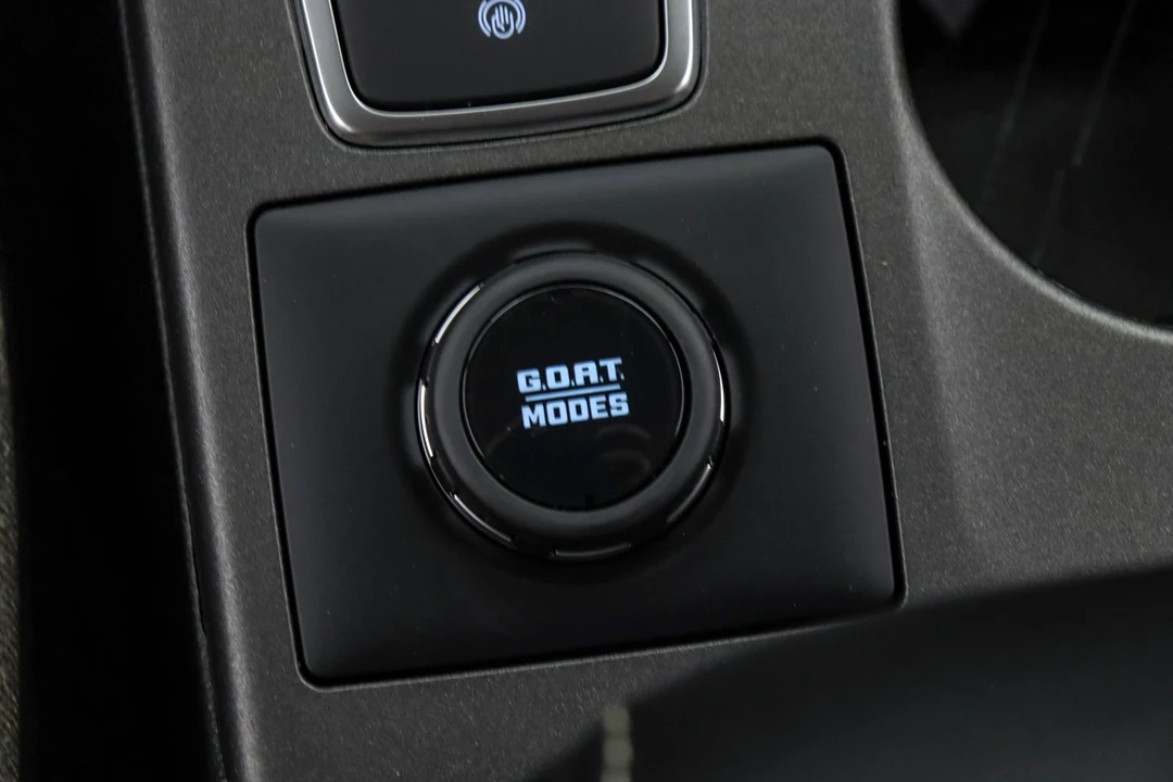 2025 Ford Bronco 6th Gen - Image 18 of 21