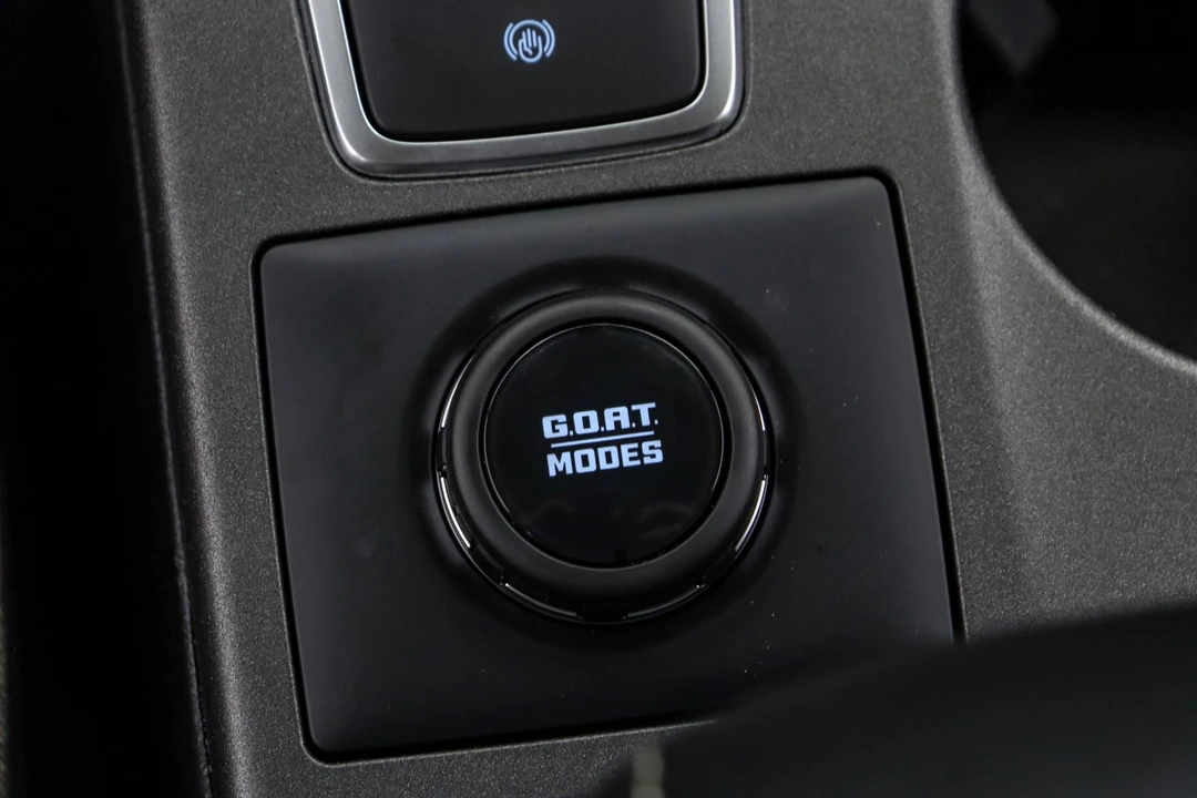 2025 Ford Bronco 6th Gen - Image 20 of 21