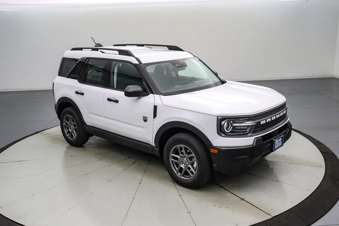 2025 Ford Bronco 6th Gen - Image 2 of 21