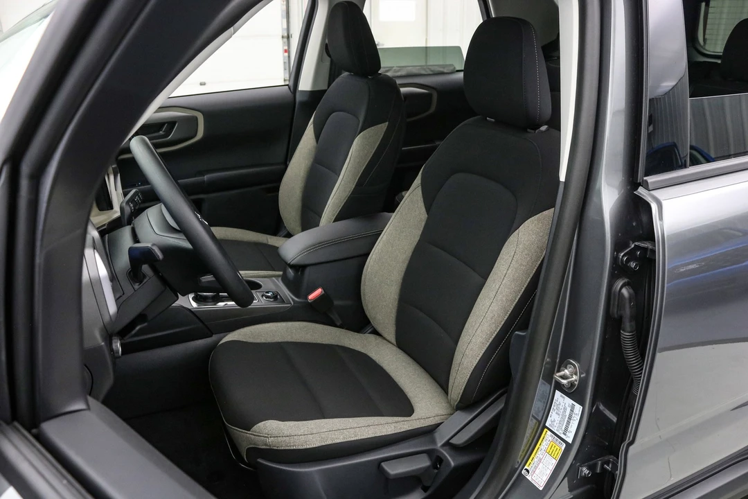 2025 Ford Bronco 6th Gen - Image 13 of 21
