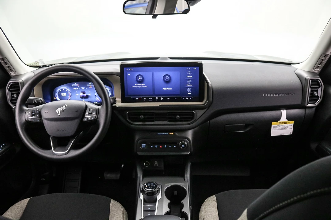 2025 Ford Bronco 6th Gen - Image 16 of 21