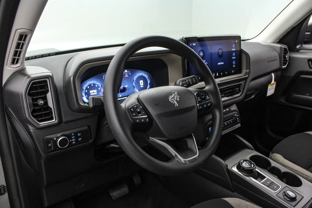 2025 Ford Bronco 6th Gen - Image 13 of 21