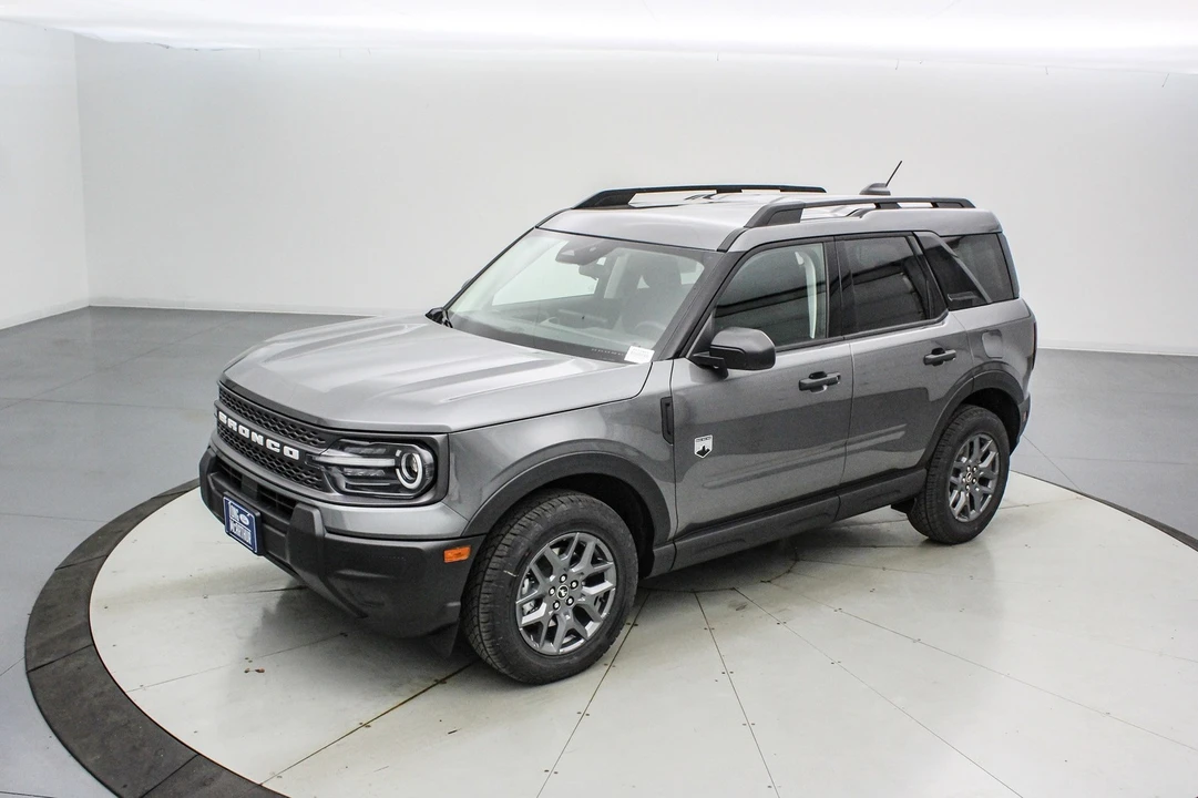 2025 Ford Bronco 6th Gen - Image 9 of 21
