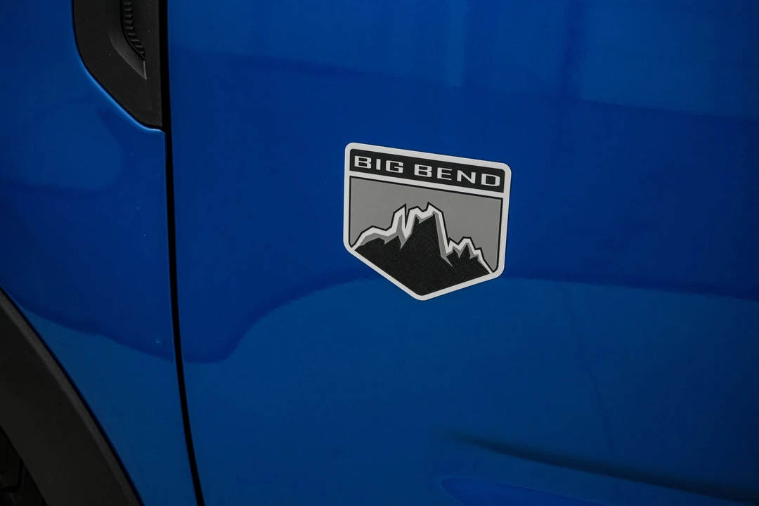 2025 Ford Bronco 6th Gen - Image 12 of 21