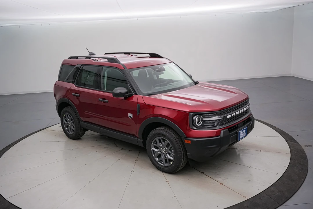 2025 Ford Bronco 6th Gen - Image 2 of 21