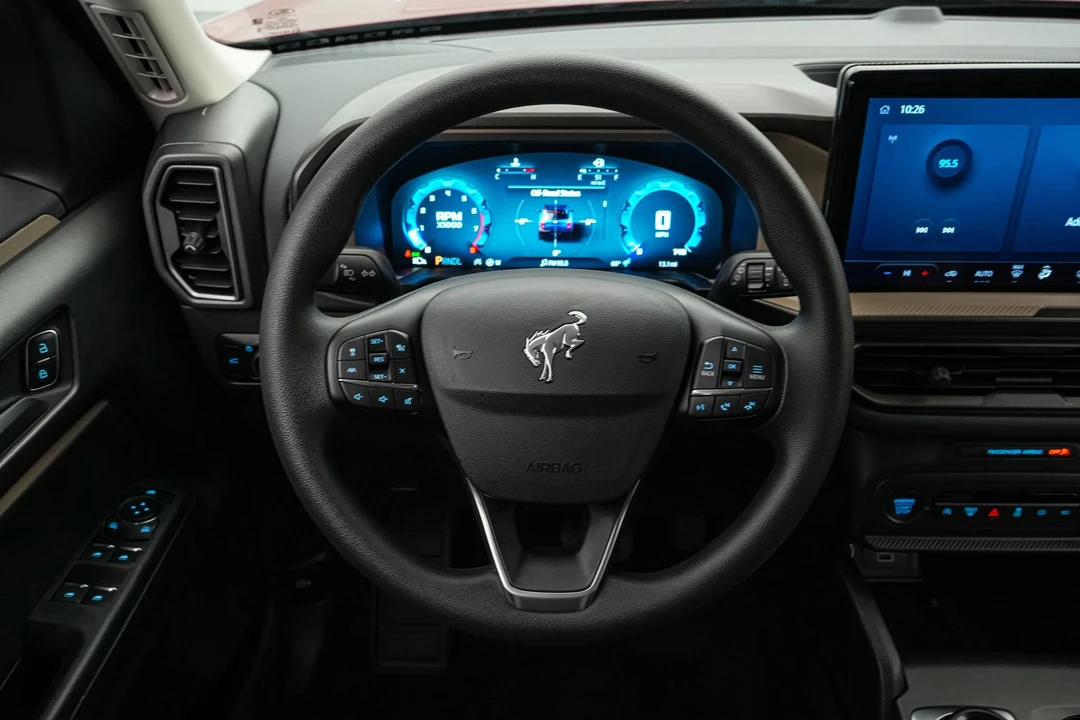 2025 Ford Bronco 6th Gen - Image 15 of 21