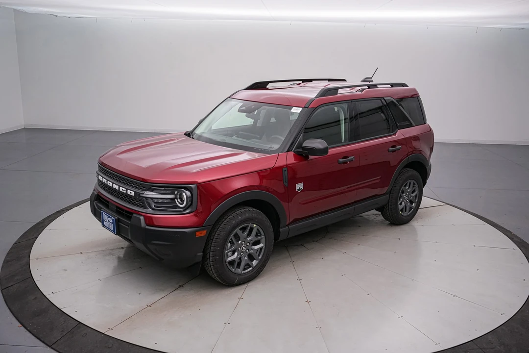 2025 Ford Bronco 6th Gen - Image 9 of 21