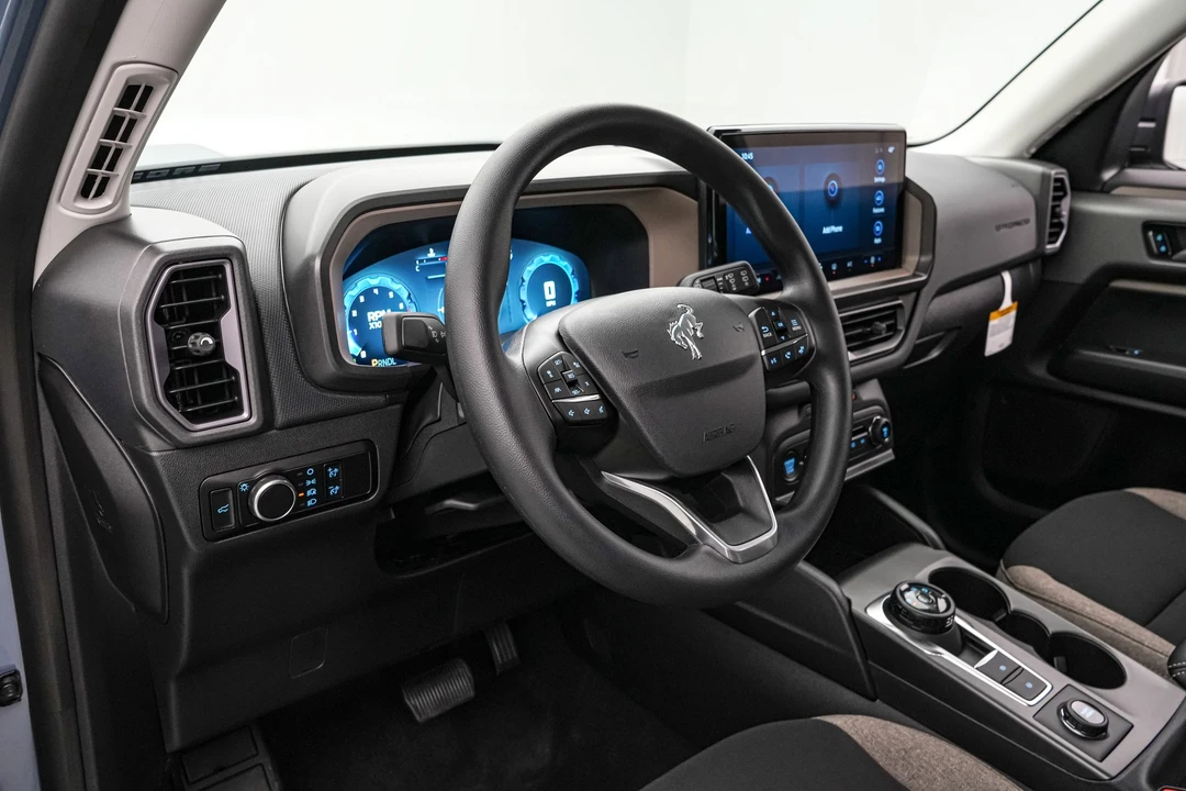 2025 Ford Bronco 6th Gen - Image 13 of 21
