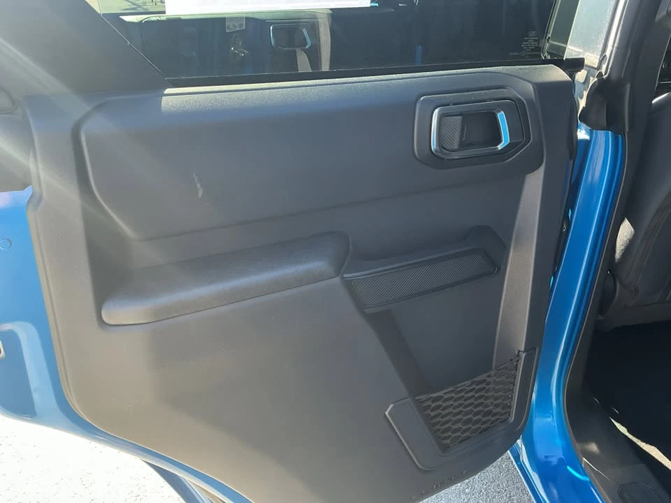 2025 Ford Bronco 6th Gen - Image 17 of 19