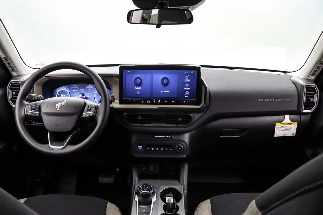 2025 Ford Bronco 6th Gen - Image 20 of 21