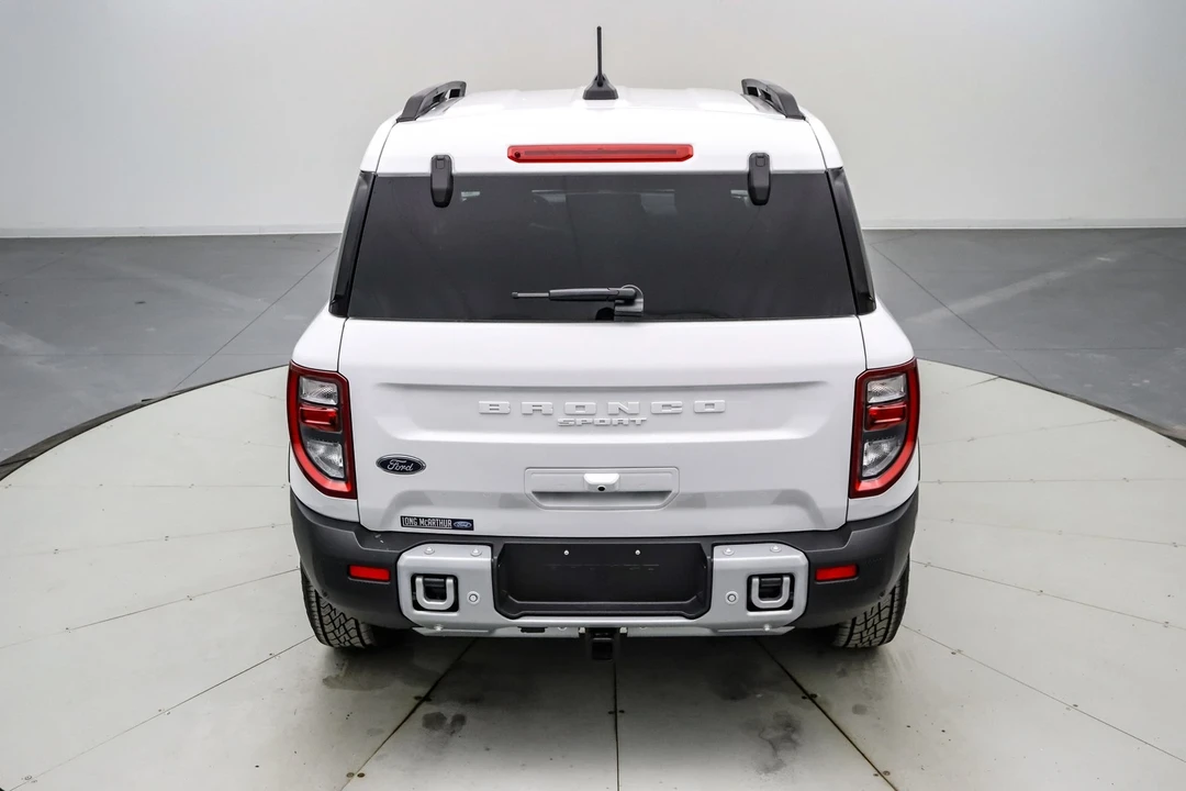 2025 Ford Bronco 6th Gen - Image 6 of 21