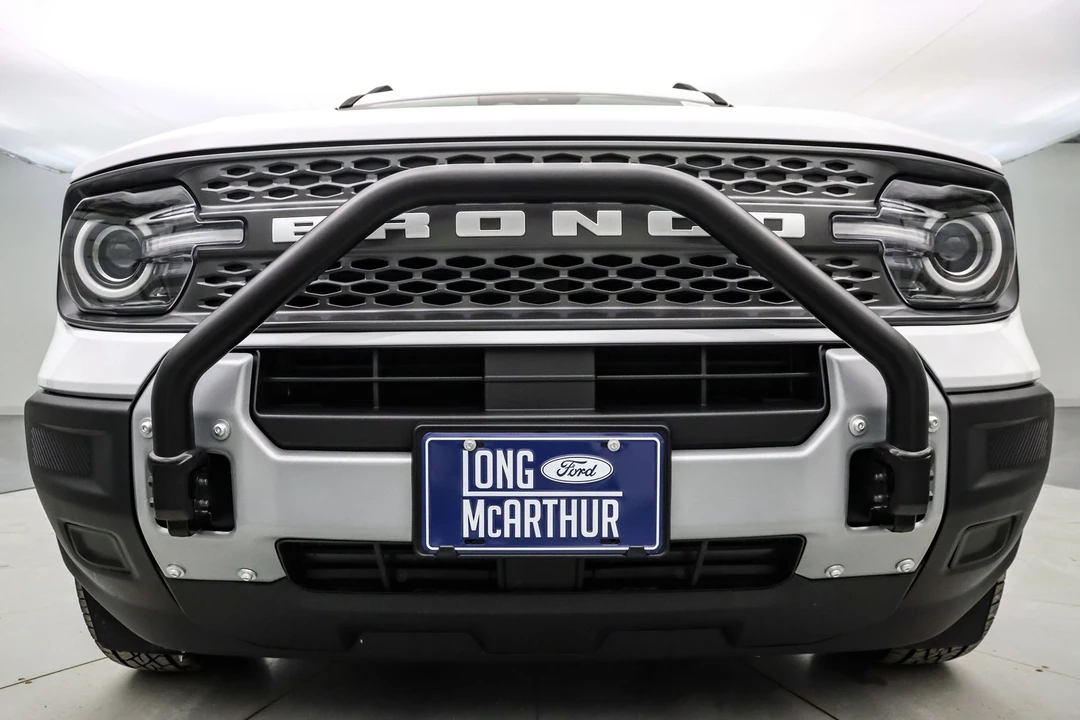 2025 Ford Bronco 6th Gen - Image 11 of 21