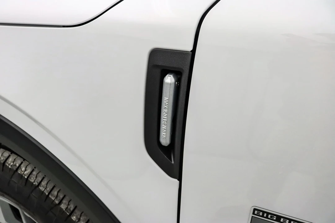 2025 Ford Bronco 6th Gen - Image 13 of 21