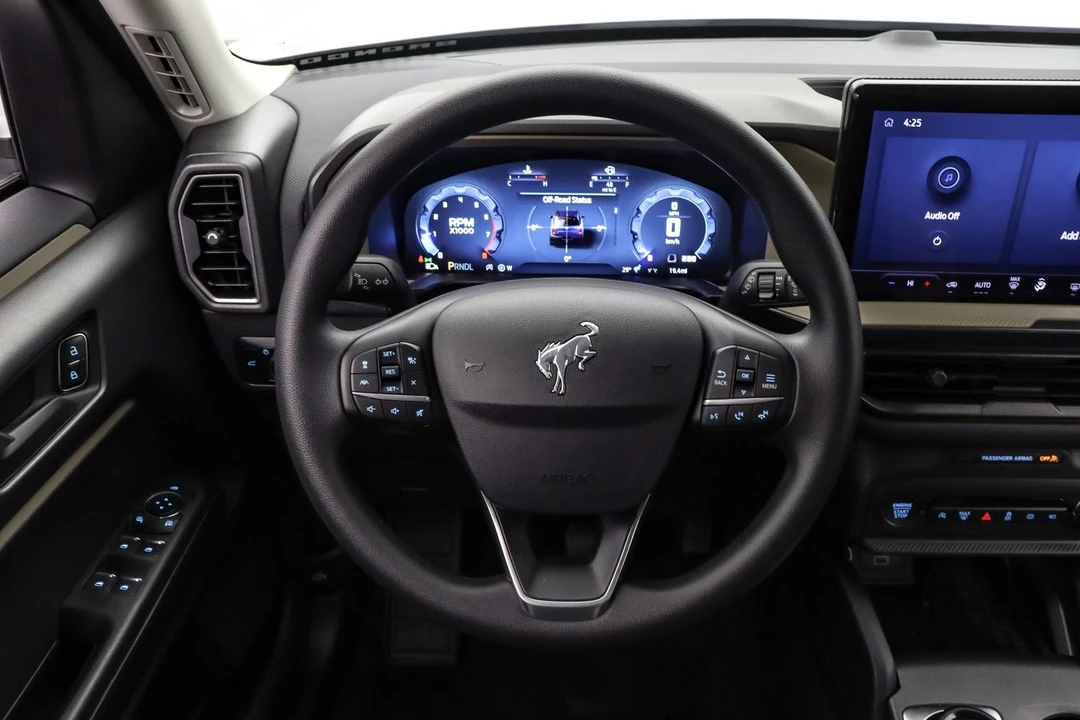 2025 Ford Bronco 6th Gen - Image 19 of 21