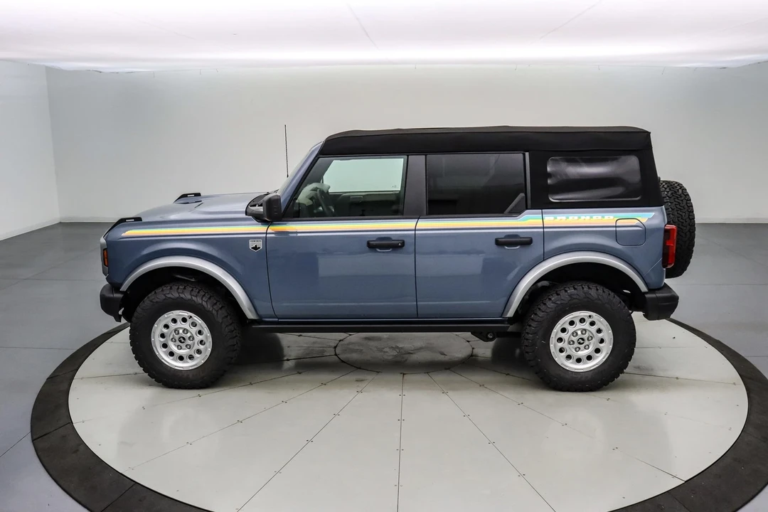 2025 Ford Bronco 6th Gen - Image 8 of 19